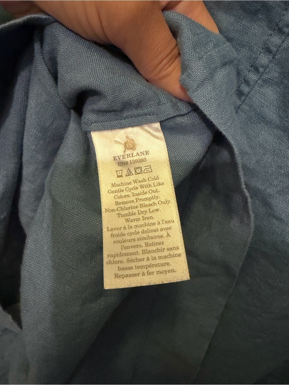 Everlane Linen Camp Shirt - Picture 5 of 5